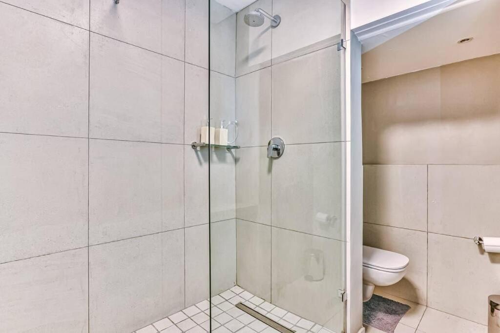 Senator Park Luxury Apartment